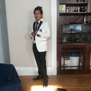 Meet your Posher, Leonel